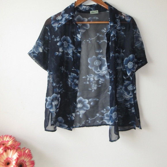 sheer floral dark navy blue short sleeve button up/ cover🌟 - Picture 3 of 10